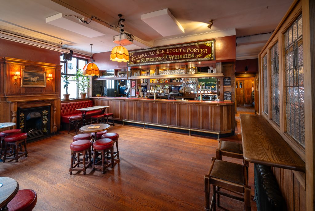 Photo of White Horse, Southwark